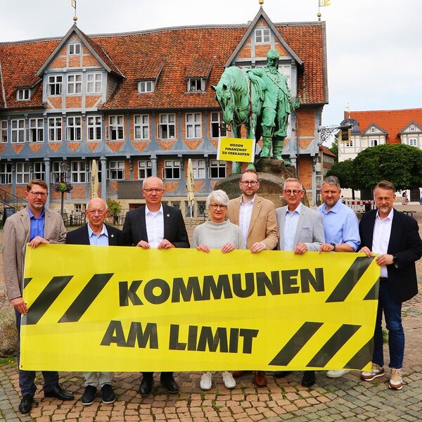 Kommunen am Limit - Landkreis, St&auml;dte und Gemeinden fordern Kurskorrektur in der Finanzpolitik