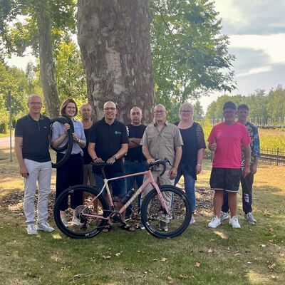 Bild vergr&ouml;&szlig;ern: Gruppenfoto vom RadCheck am 09.08.2026