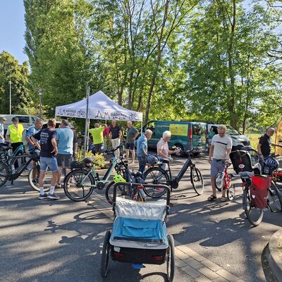 Bild vergr&ouml;&szlig;ern: Viele Besucher sind mit ihrem Fahrrad zum Radcheck am 09.08.2026 gekommen